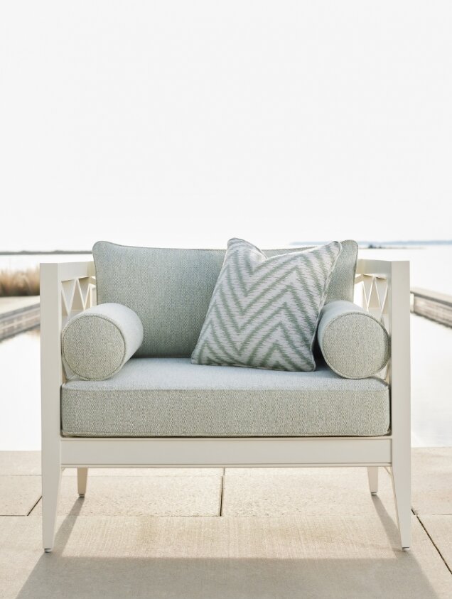 IGGY PRINT Fabrics (F81673) – Poolside | Thibaut