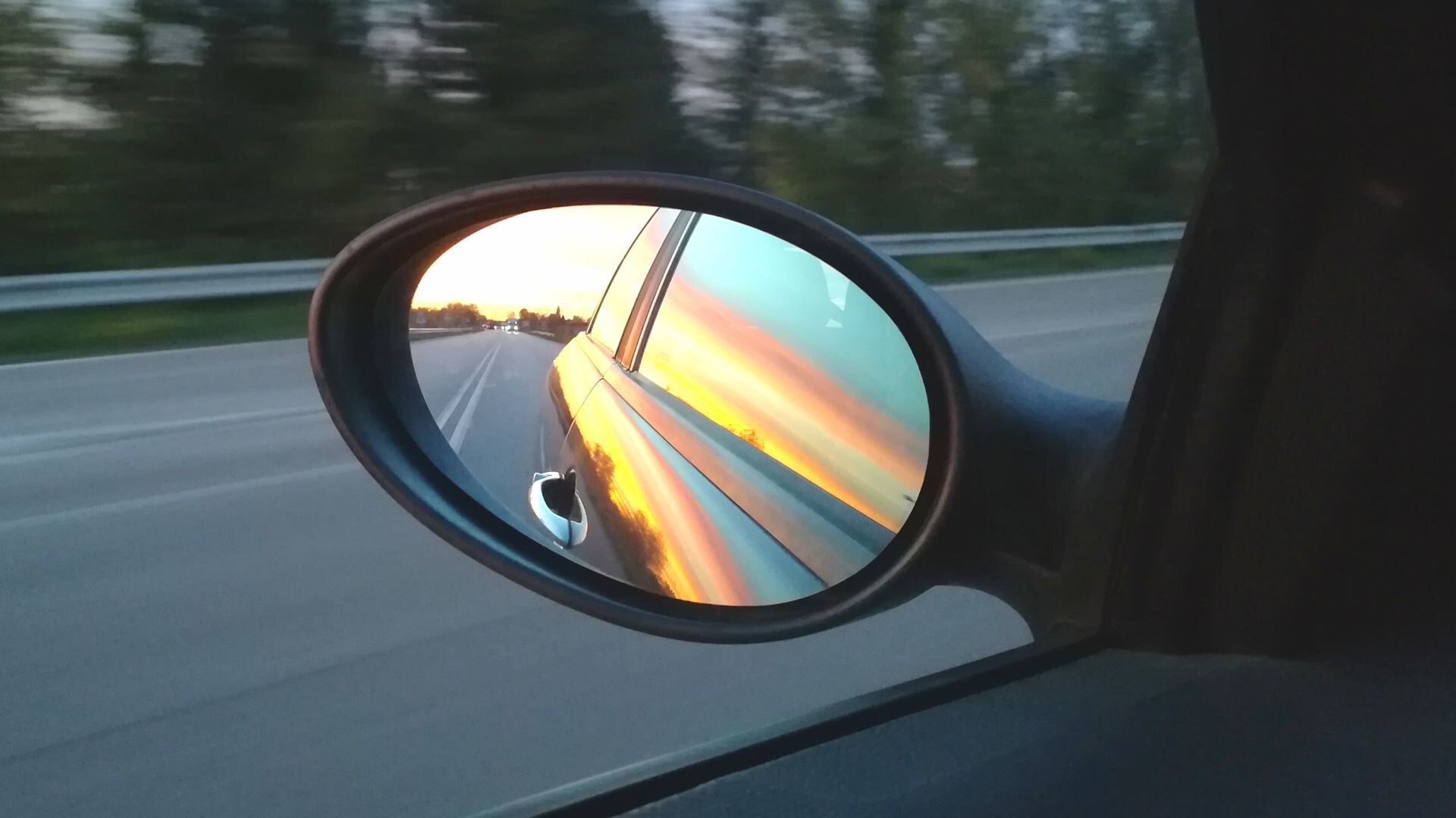 How to use your car mirrors correctly | Tempcover