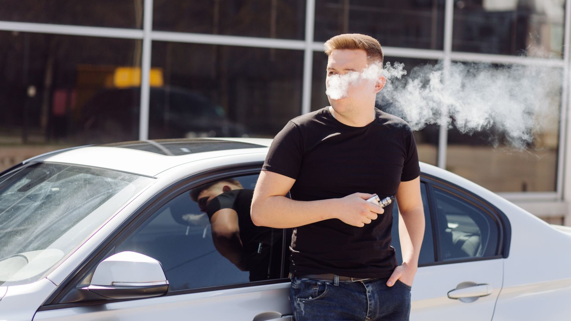 Vaping in cars with children could be banned | Tempcover