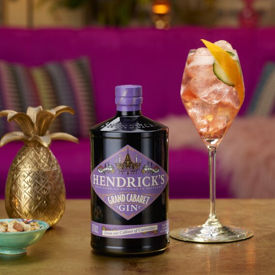 hendrick-s-gin-refreshing-encounters-master-of-malt