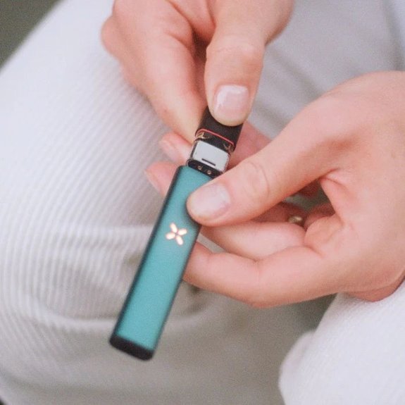 PAX ERA PRO Vape Pen for Oil Pods