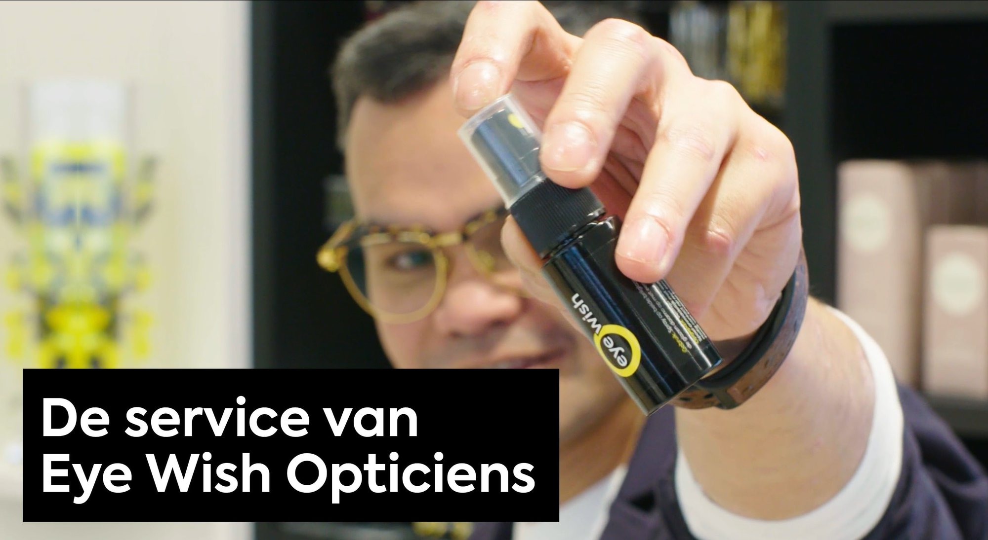 Bril schoonmaken Eye Wish Opticiens