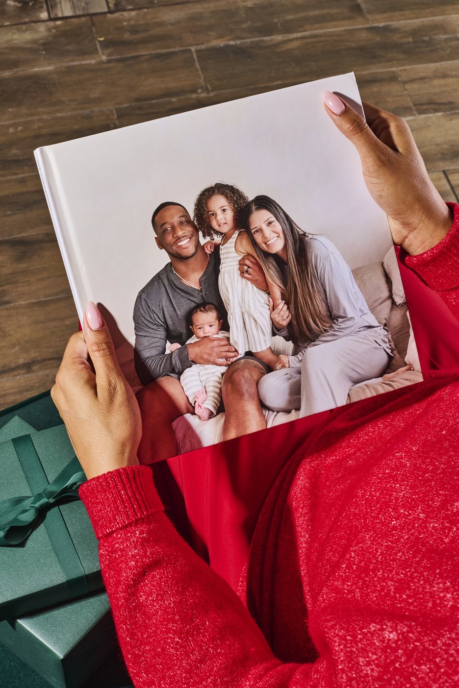 Chatbooks How to Wrap a Present It’s Easy with This Gift Wrapping