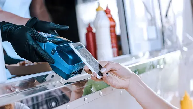 Food vendor charging credit card