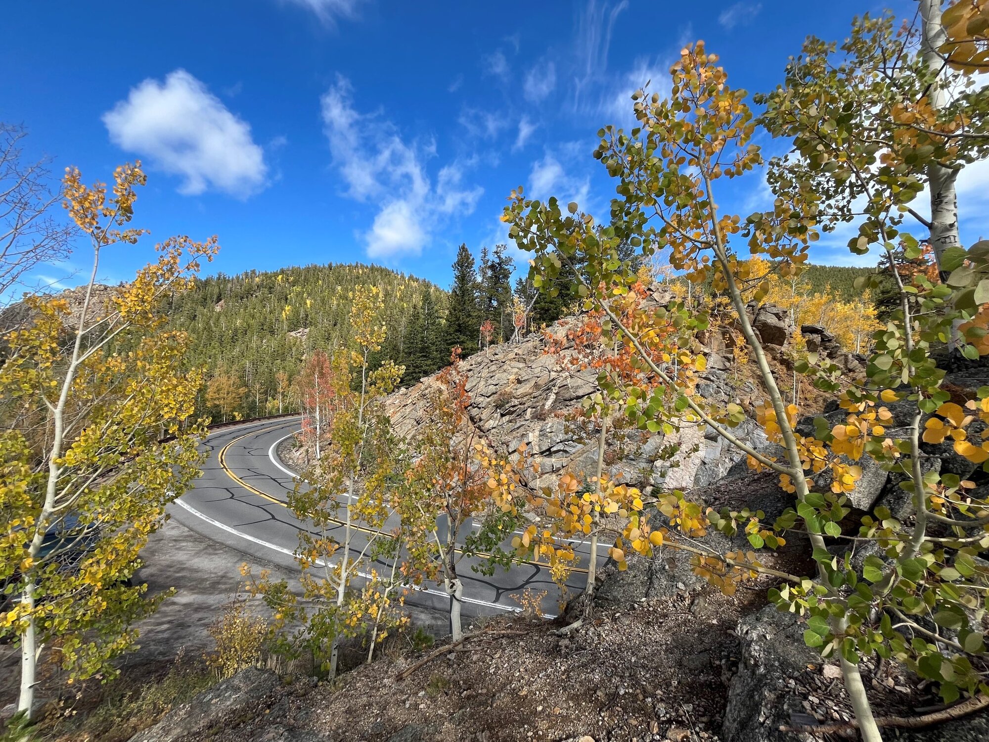 12 leaf-peeping hikes to make the most of fall colors while you can ...