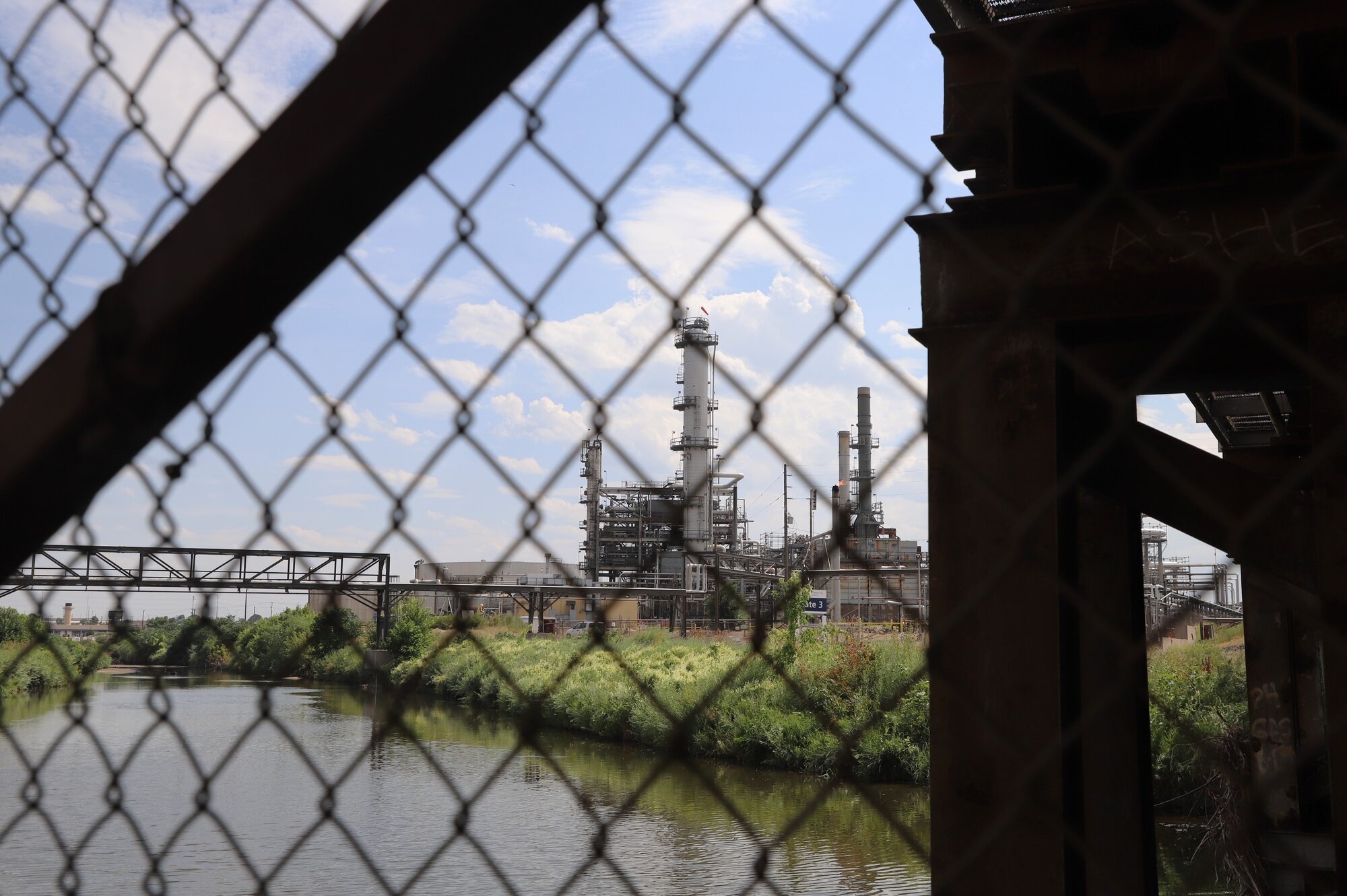 EPA settlements with Suncor shed light on decades of environmental ...