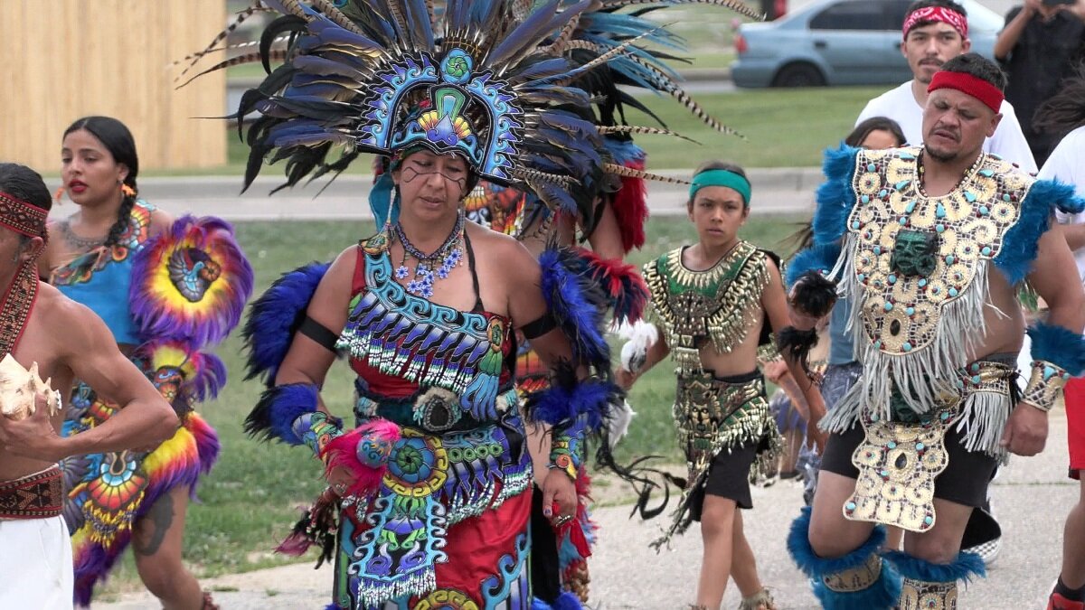 Community mourns Raul Chavez Portillo, a leader of Aztec dance in ...
