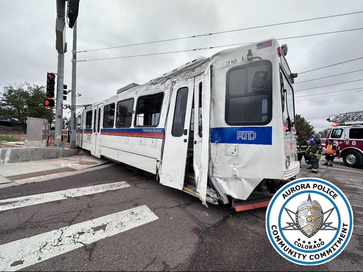 Video captures R Line train derailment that injured 3 people | Rocky ...