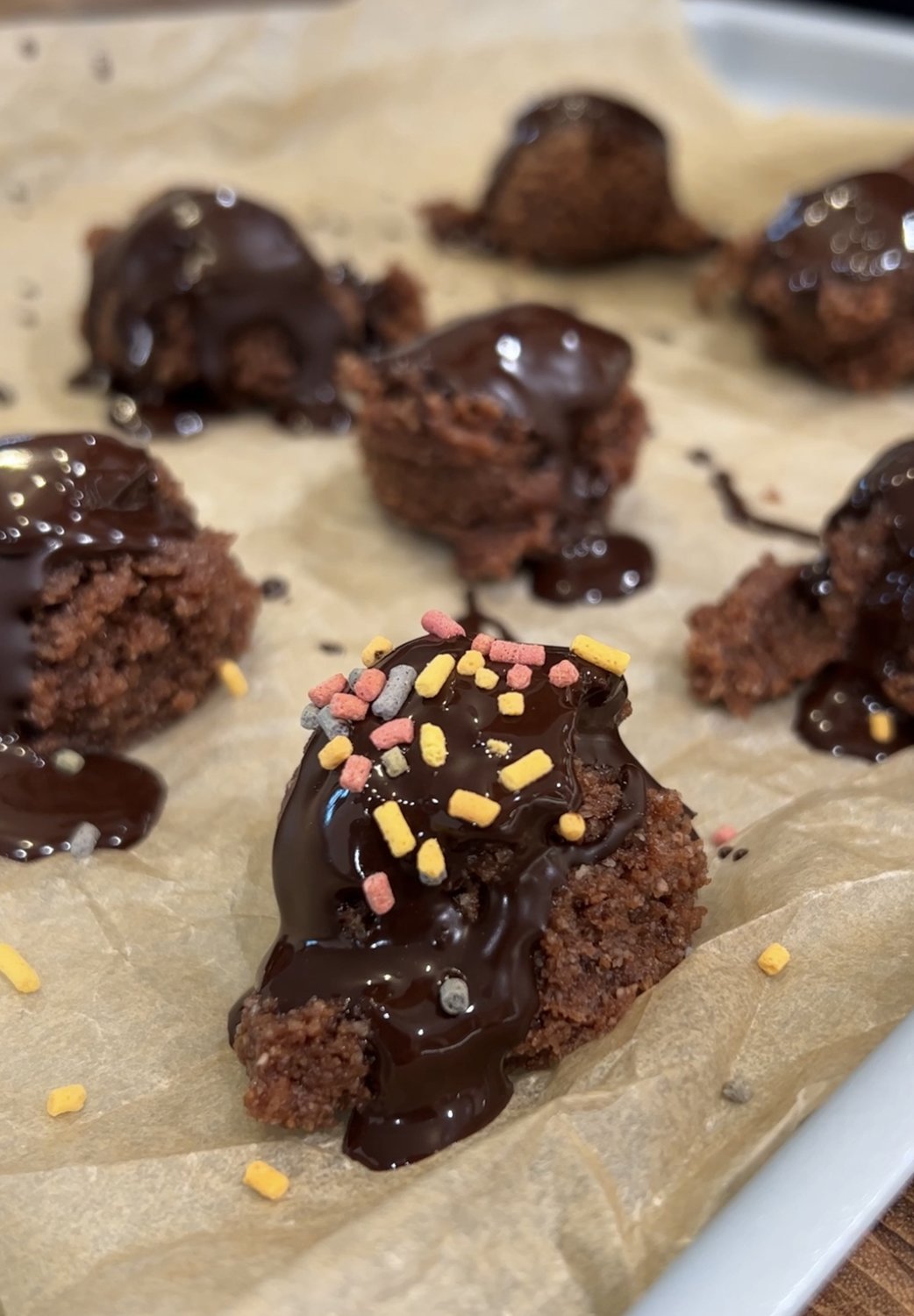 Chunky Monkey Frozen Protein Yogurt Bites