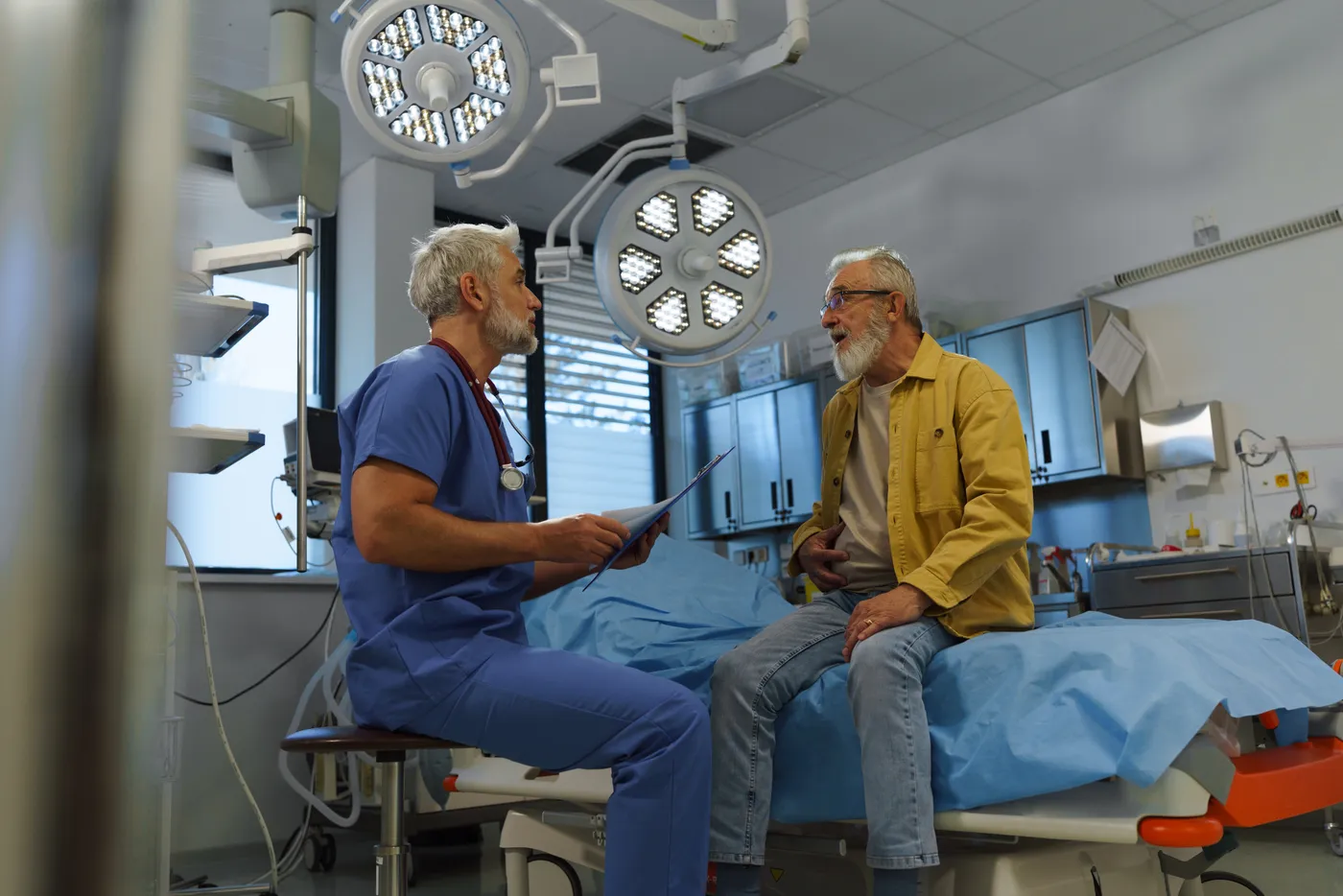 Why Emergency Medicine Physicians Should Consider Locum Tenens