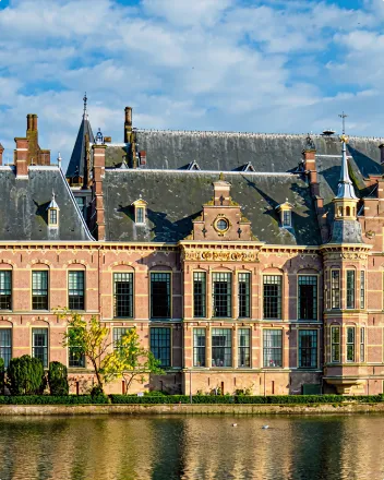 New & Classic River Cruises in | AmaWaterways