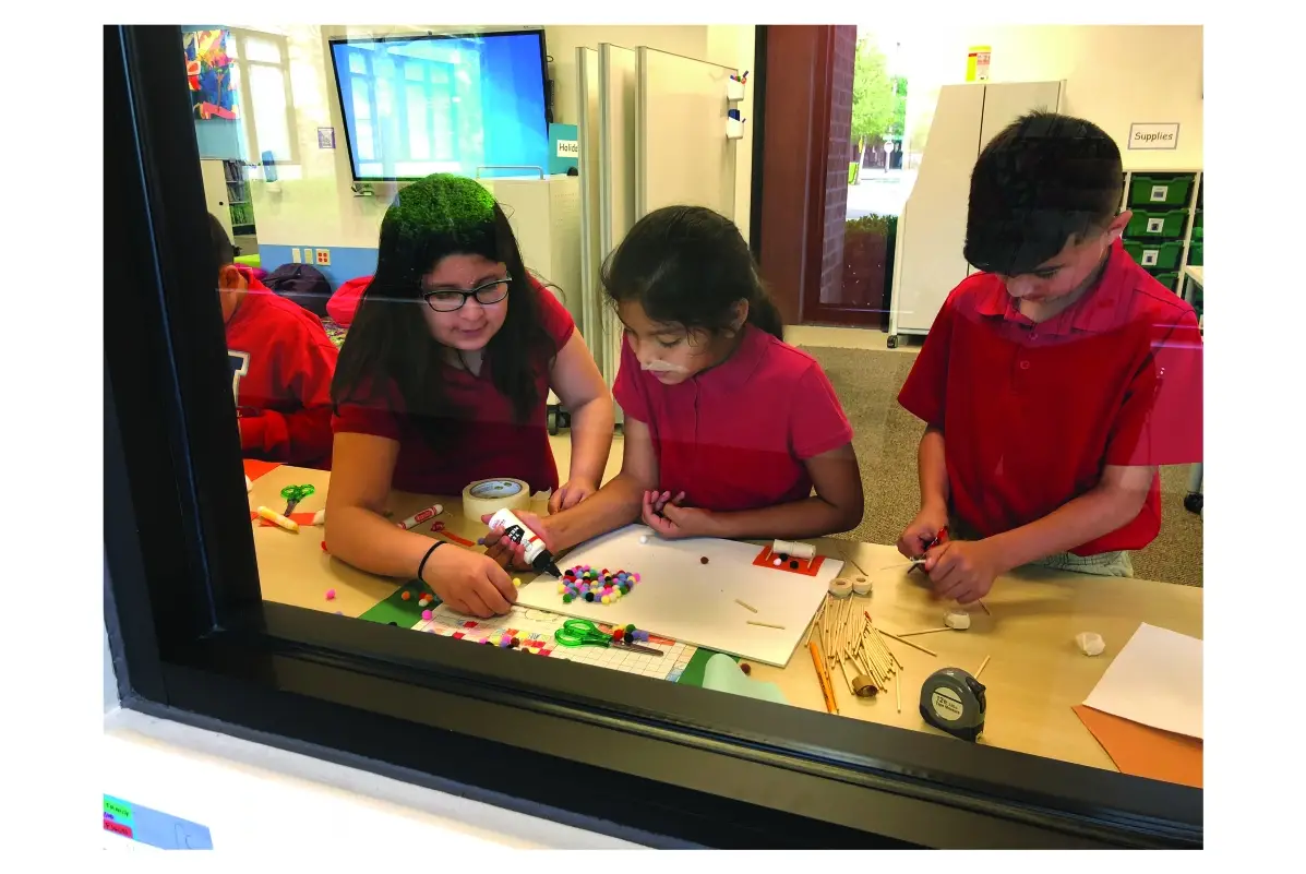 Seven Ways To Get Girls Interested In Stem Momentous Institute