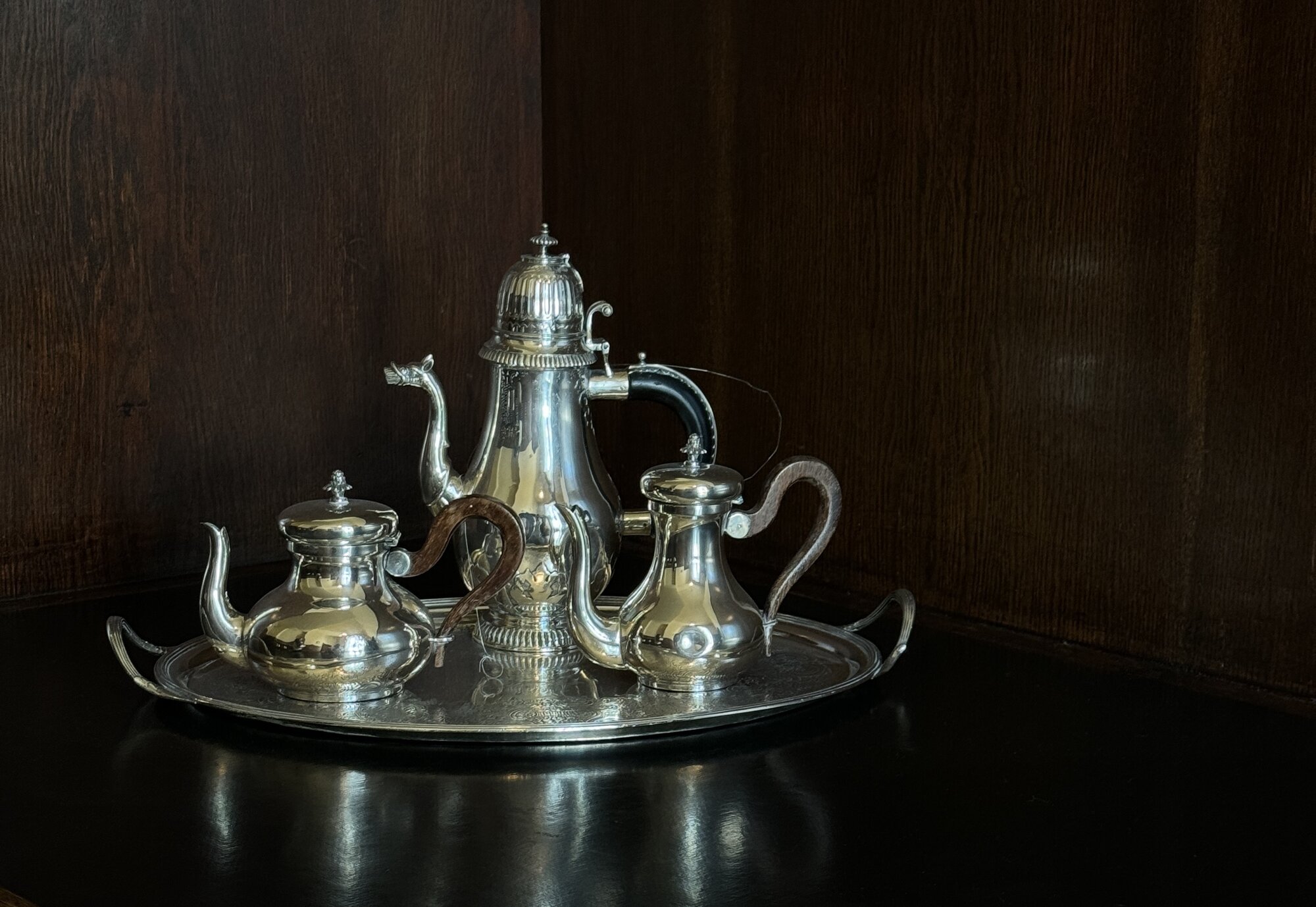 Stainless Steel Serveware to Create the Coolest Dinner Party at Home ...